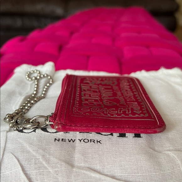 Coach (2010’s) Poppy Card Holder/Wristlet - Picture 6 of 12